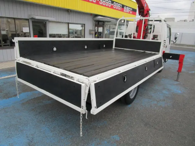 いすゞ エルフ TKG-NKR85AR(2WD)の写真3