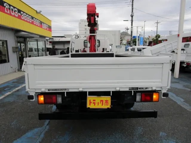 いすゞ エルフ TKG-NKR85AR(2WD)の写真4