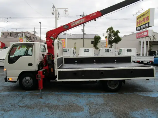 いすゞ エルフ TKG-NKR85AR(2WD)の写真10