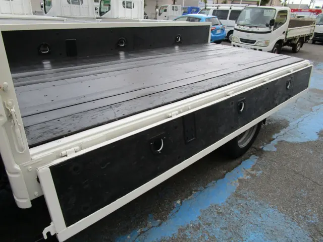 いすゞ エルフ TKG-NKR85AR(2WD)の写真14