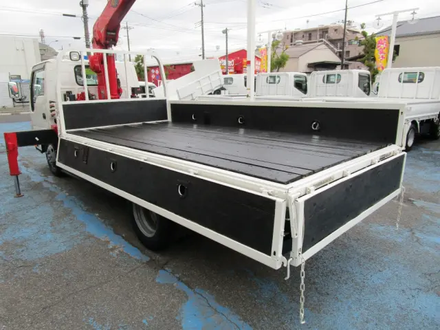 いすゞ エルフ TKG-NKR85AR(2WD)の写真17