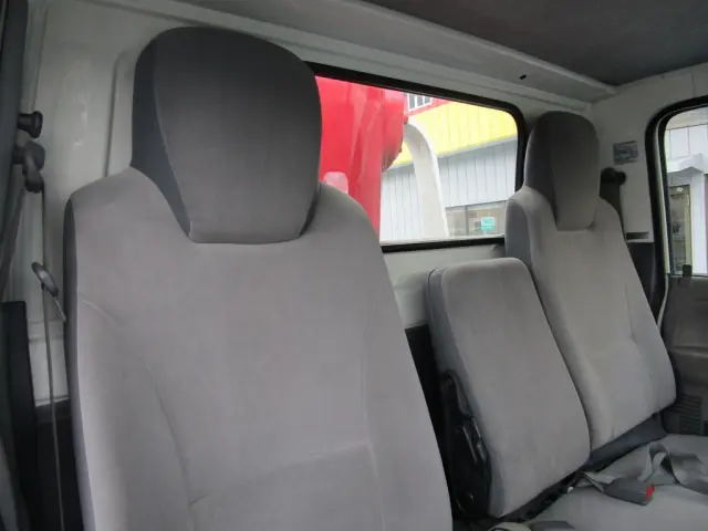 いすゞ エルフ TKG-NKR85AR(2WD)の写真35