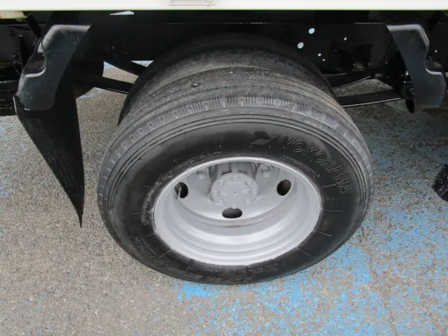 いすゞ エルフ TKG-NKR85AR(2WD)の写真49