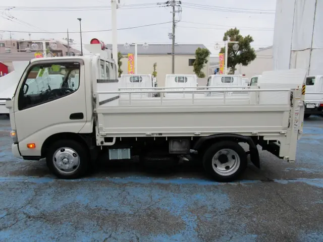 トヨタ ダイナ TPG-XZU605(2WD)の写真11