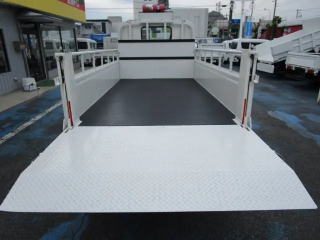 トヨタ ダイナ TPG-XZU605(2WD)の写真19