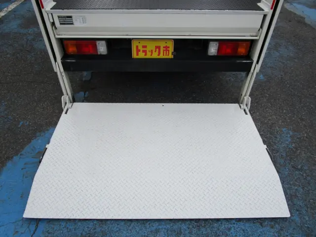 トヨタ ダイナ TPG-XZU605(2WD)の写真20