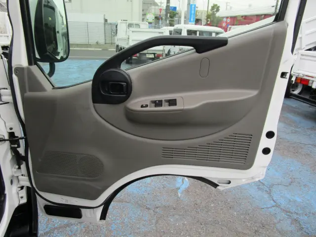 日産 アトラス CBF-SQ1F24(2WD)の写真31