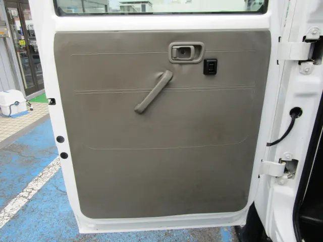 日産 アトラス CBF-SQ1F24(2WD)の写真33