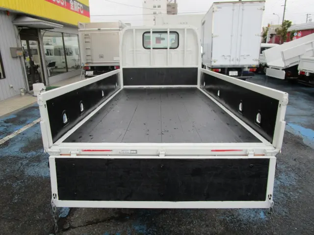 いすゞ エルフ TKG-NJR85A(2WD)の写真4