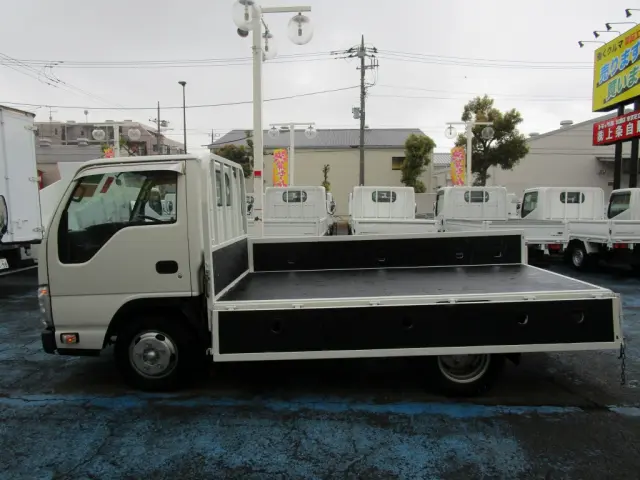 いすゞ エルフ TKG-NJR85A(2WD)の写真10