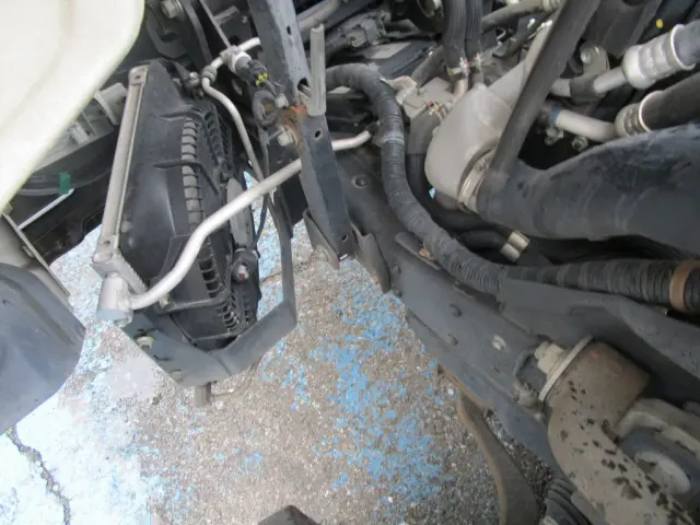 いすゞ エルフ TKG-NJR85A(2WD)の写真15