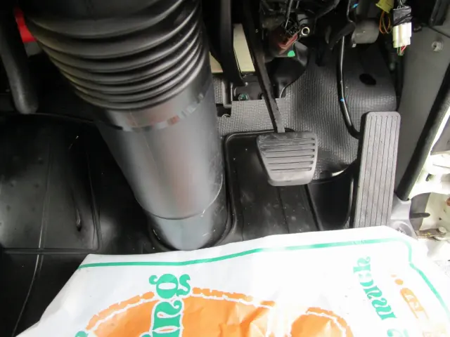 いすゞ エルフ TKG-NJR85A(2WD)の写真34