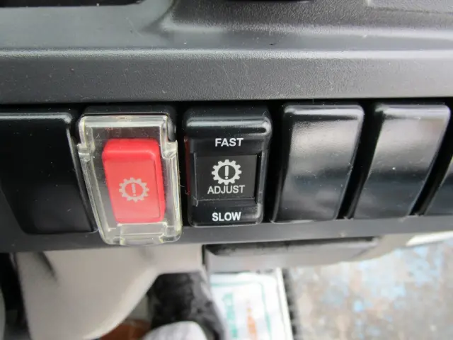 いすゞ エルフ TKG-NJR85A(2WD)の写真41