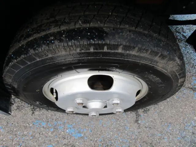 いすゞ エルフ TKG-NJR85A(2WD)の写真44