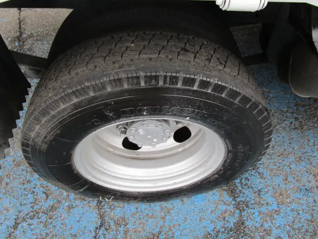 いすゞ エルフ TKG-NJR85A(2WD)の写真46