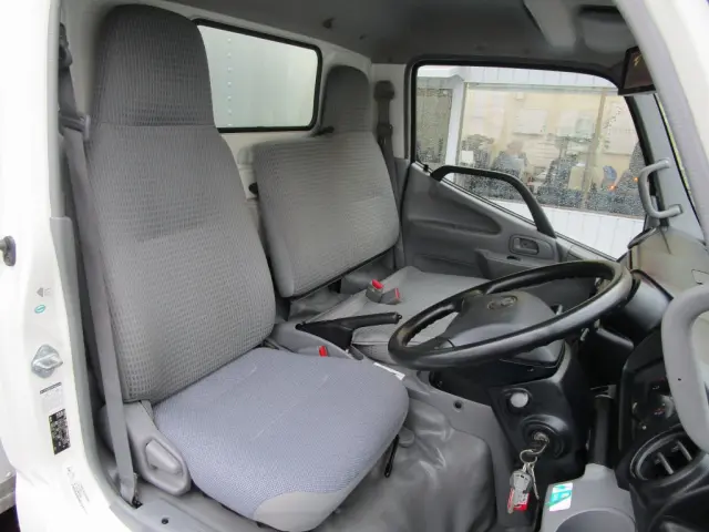 トヨタ ダイナ TPG-XZC605(2WD)の写真6