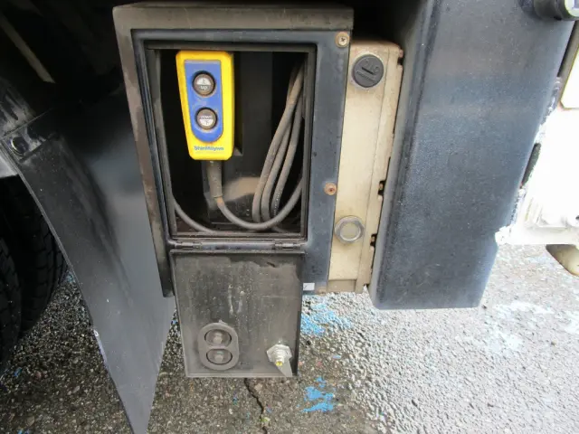 日野 デュトロ TKG-XZU605M(2WD)の写真20