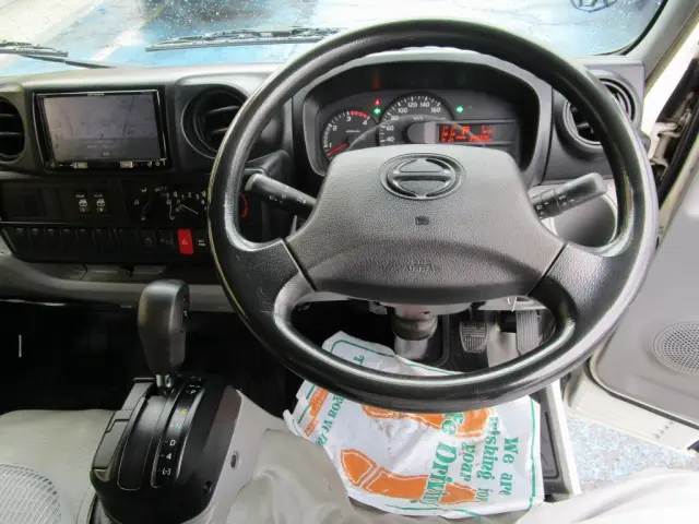 日野 デュトロ TKG-XZU605M(2WD)の写真25