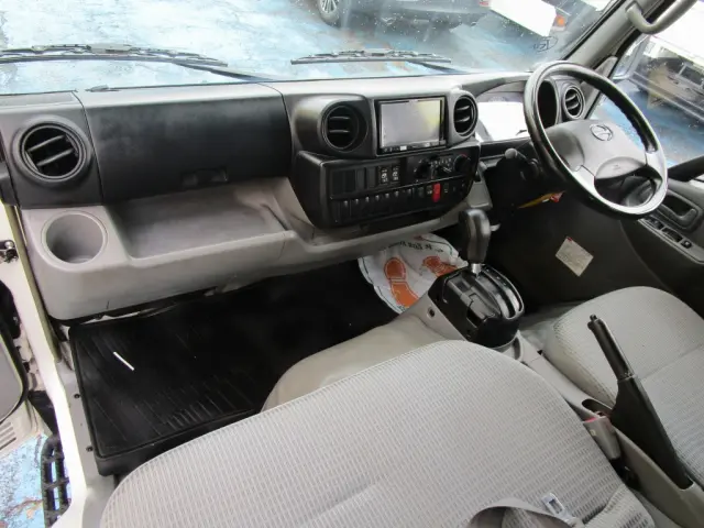 日野 デュトロ TKG-XZU605M(2WD)の写真31
