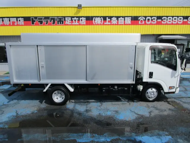 いすゞ エルフ TRG-NMR85AN(2WD)の写真8
