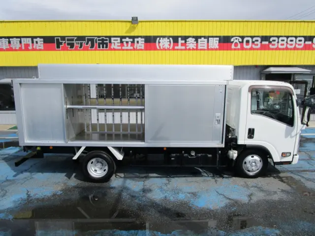 いすゞ エルフ TRG-NMR85AN(2WD)の写真11