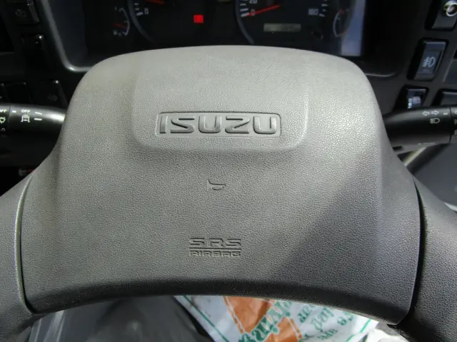 いすゞ エルフ TRG-NMR85AN(2WD)の写真33