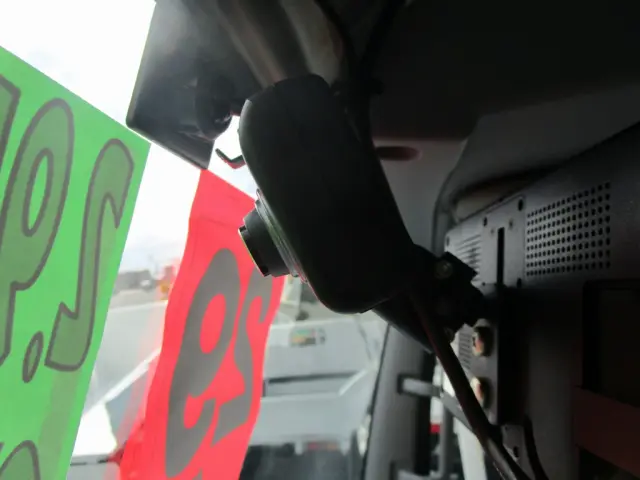 いすゞ エルフ TRG-NMR85AN(2WD)の写真36