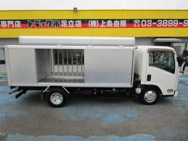 いすゞ エルフ TRG-NMR85AN(2WD)の写真11