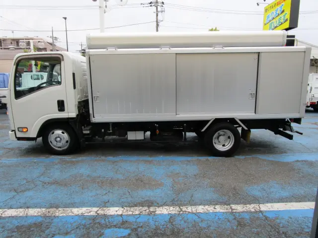 いすゞ エルフ TRG-NMR85AN(2WD)の写真13