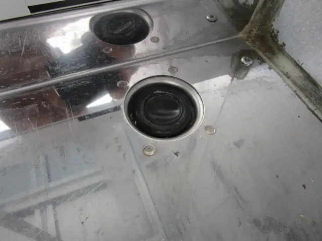 いすゞ エルフ TRG-NMR85AN(2WD)の写真17