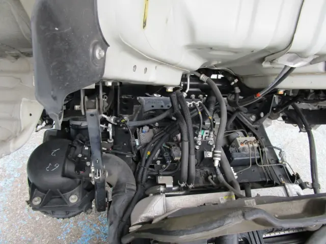 いすゞ エルフ TRG-NMR85AN(2WD)の写真20