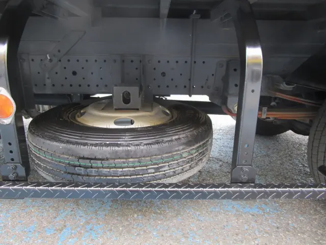 いすゞ エルフ TRG-NMR85AN(2WD)の写真23