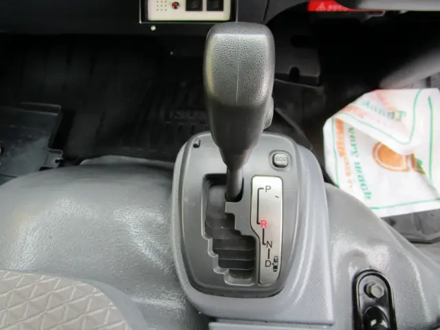 いすゞ エルフ TRG-NMR85AN(2WD)の写真27
