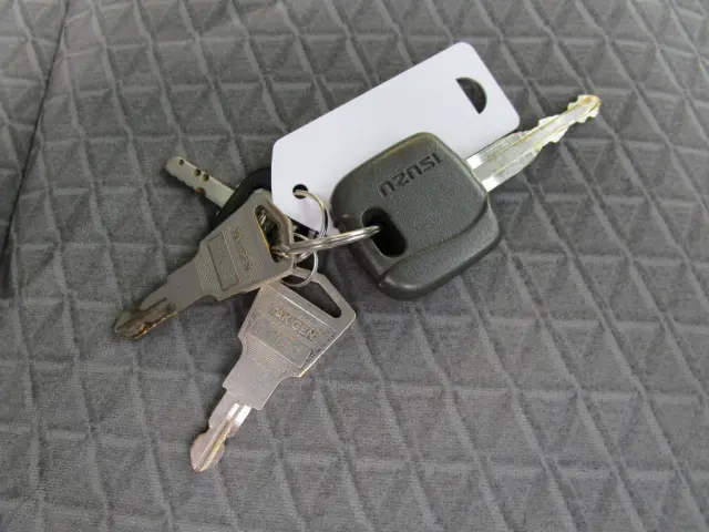 いすゞ エルフ TRG-NMR85AN(2WD)の写真46