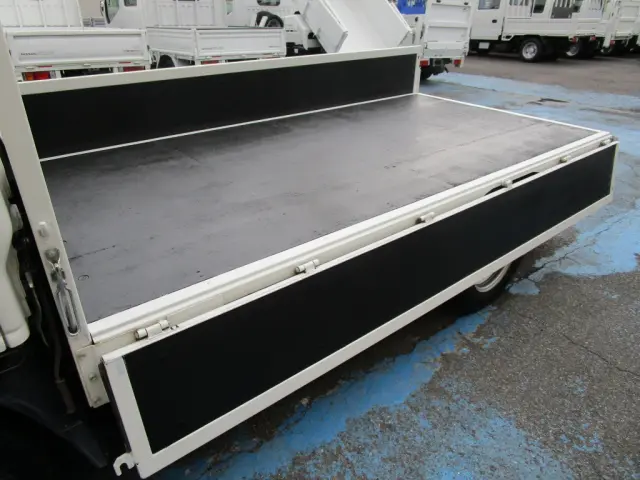 マツダ タイタン SKG-LJR85A(2WD)の写真14