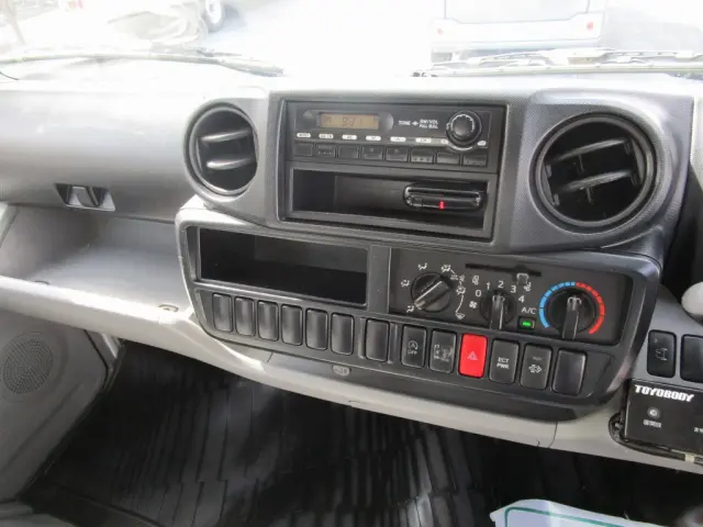 日野 デュトロ TKG-XZC645M(2WD)の写真32