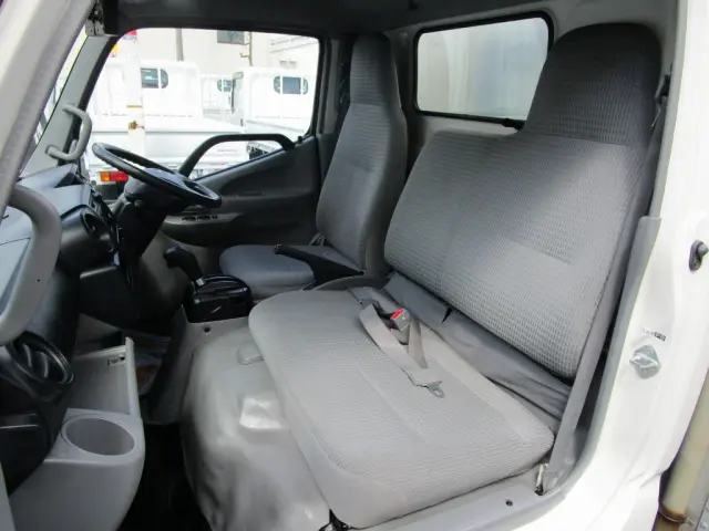 日野 デュトロ TKG-XZC645M(2WD)の写真37