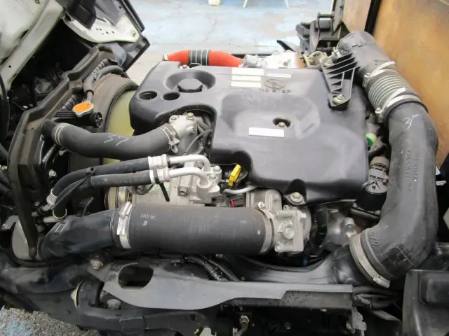 いすゞ エルフ TRG-NKR85A(2WD)の写真23