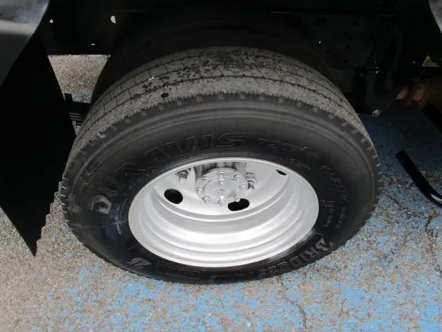 いすゞ エルフ TRG-NKR85A(2WD)の写真48