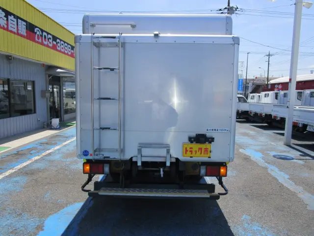 いすゞ エルフ 2RG-NJR88AN(2WD)の写真4