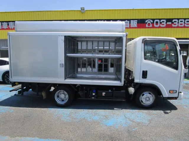 いすゞ エルフ 2RG-NJR88AN(2WD)の写真9