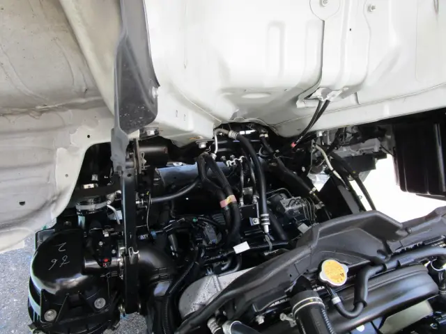 いすゞ エルフ 2RG-NJR88AN(2WD)の写真14