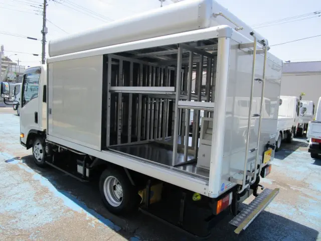 いすゞ エルフ 2RG-NJR88AN(2WD)の写真20