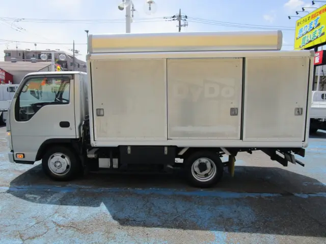 いすゞ エルフ TRG-NJR85AN(2WD)の写真5