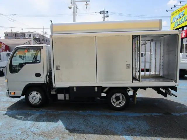いすゞ エルフ TRG-NJR85AN(2WD)の写真18