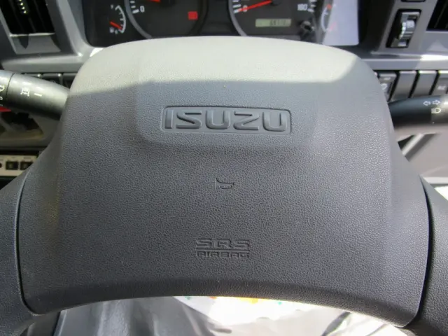 いすゞ エルフ TRG-NJR85AN(2WD)の写真37