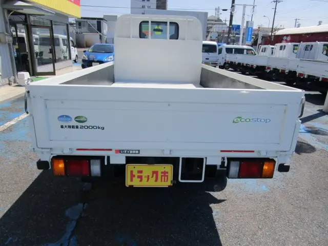 いすゞ エルフ TRG-NJR85A(2WD)の写真5