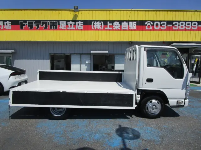 いすゞ エルフ TRG-NJR85A(2WD)の写真9