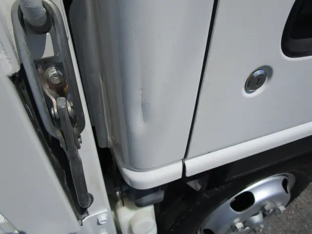 いすゞ エルフ TRG-NJR85A(2WD)の写真22
