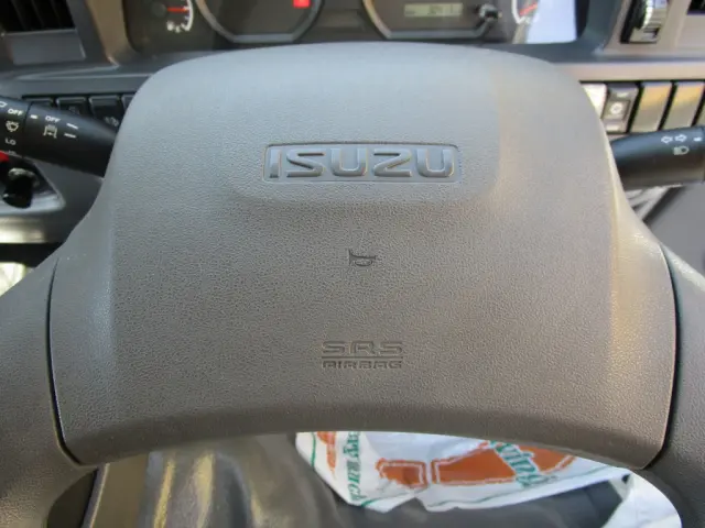 いすゞ エルフ TRG-NJR85A(2WD)の写真41